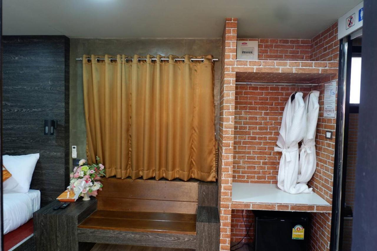 Amazon Resort Surat Thani Exterior photo
